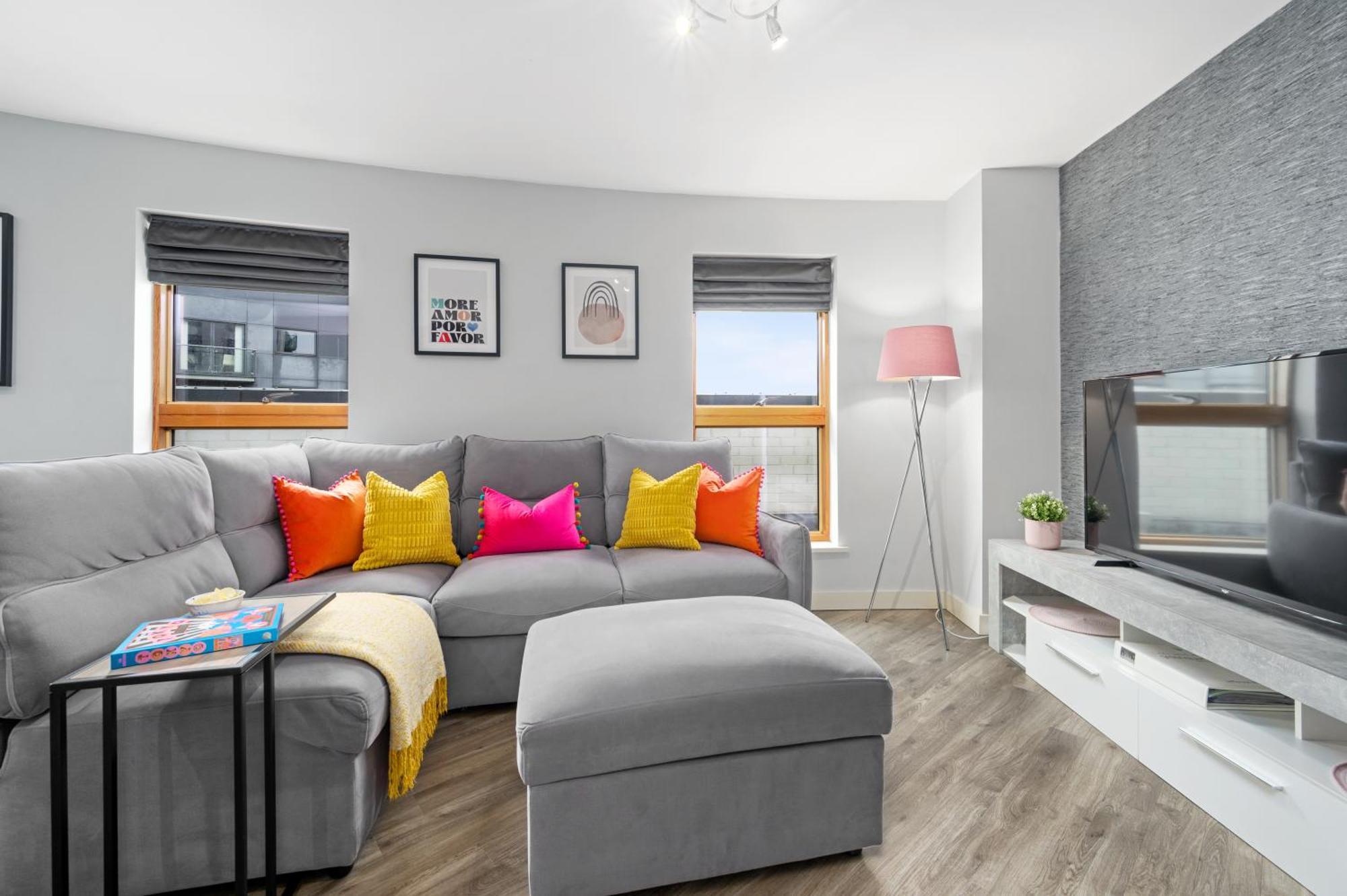 Apartamento With Balcony & Secure Parking