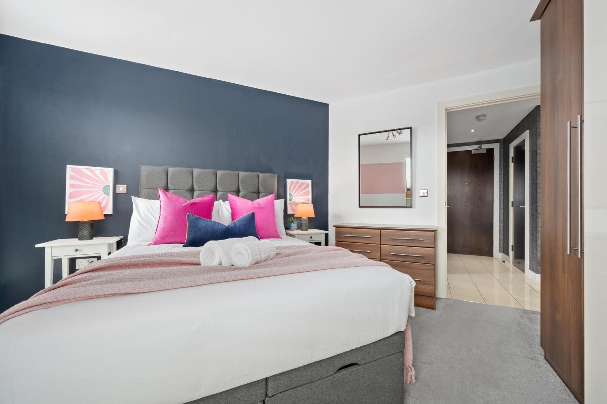 Apartamento With Balcony & Secure Parking Manchester